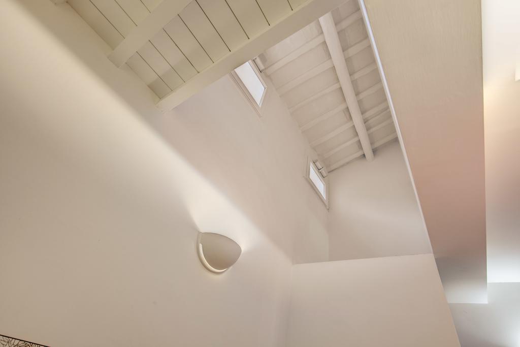 Campo De' Fiori Stylish White Apartment Roma Ngoại thất bức ảnh