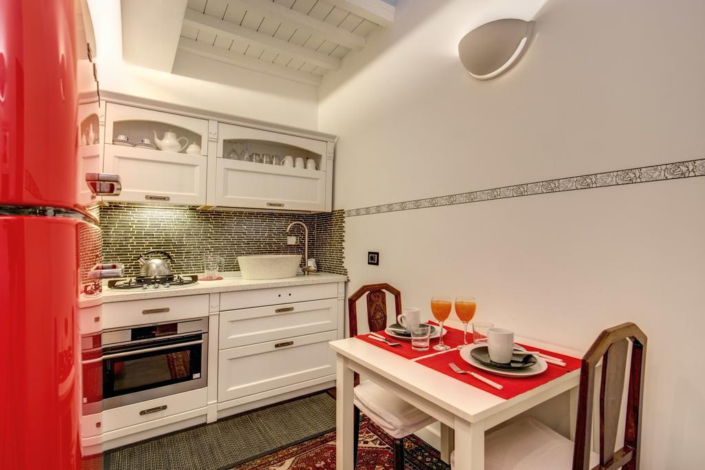 Campo De' Fiori Stylish White Apartment Roma Ngoại thất bức ảnh