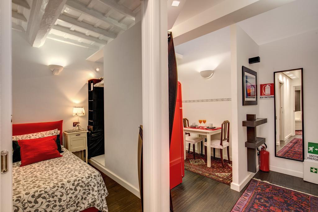 Campo De' Fiori Stylish White Apartment Roma Ngoại thất bức ảnh