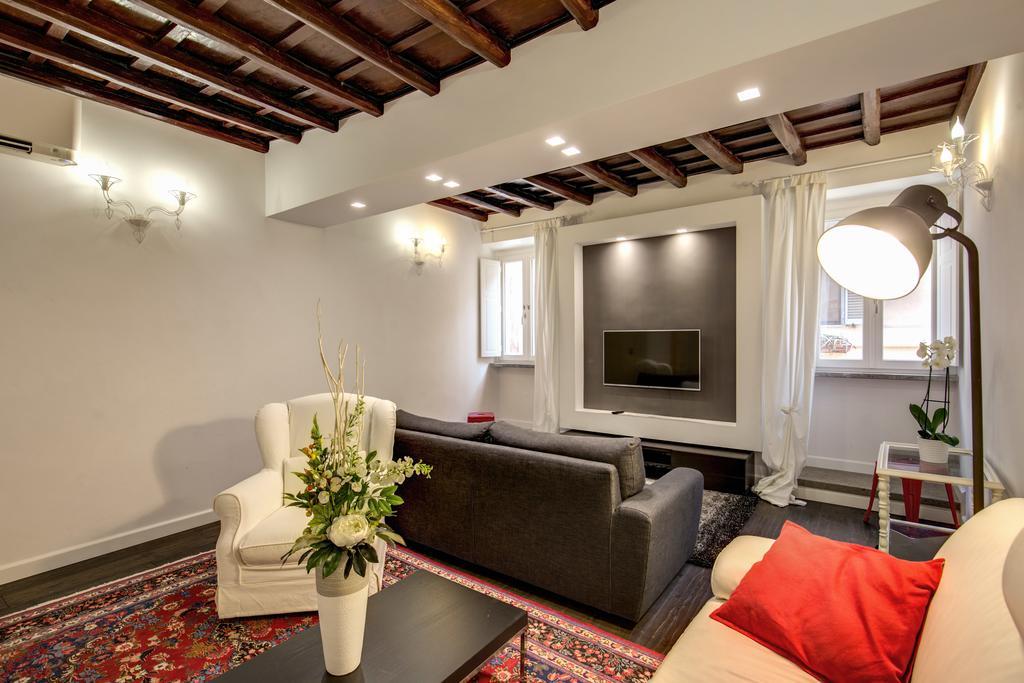 Campo De' Fiori Stylish White Apartment Roma Ngoại thất bức ảnh