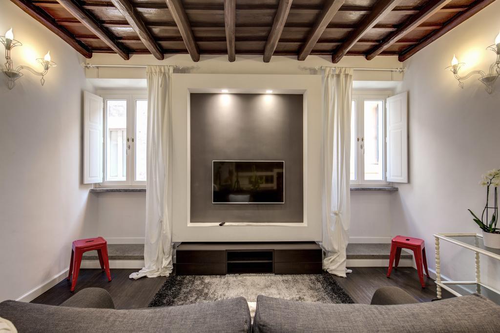 Campo De' Fiori Stylish White Apartment Roma Ngoại thất bức ảnh